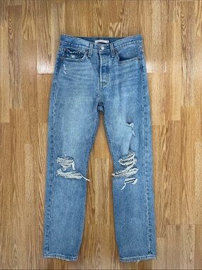 Levi’s-Light Blue Distressed Wedge Straight Jeans